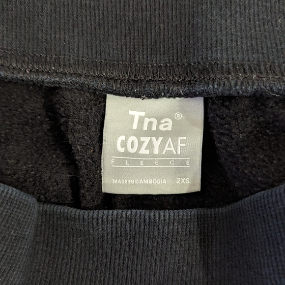 Cozy Fleece Perfect Sweatpant - Picture 4 of 6